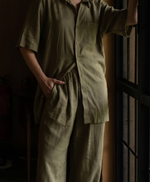 Load image into Gallery viewer, Green Linen Beach Shirt
