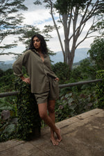 Load image into Gallery viewer, Green Linen Shorts
