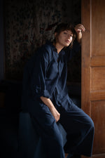 Load image into Gallery viewer, Navy Linen Long Sleeve Shirt
