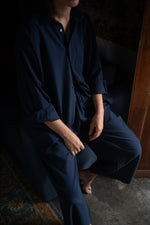 Load image into Gallery viewer, Navy Linen Trousers
