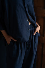Load image into Gallery viewer, Navy Linen Beach Shirt
