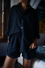 Load image into Gallery viewer, Navy Linen Long Sleeve Shirt
