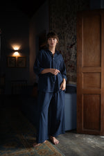 Load image into Gallery viewer, Navy Linen Trousers
